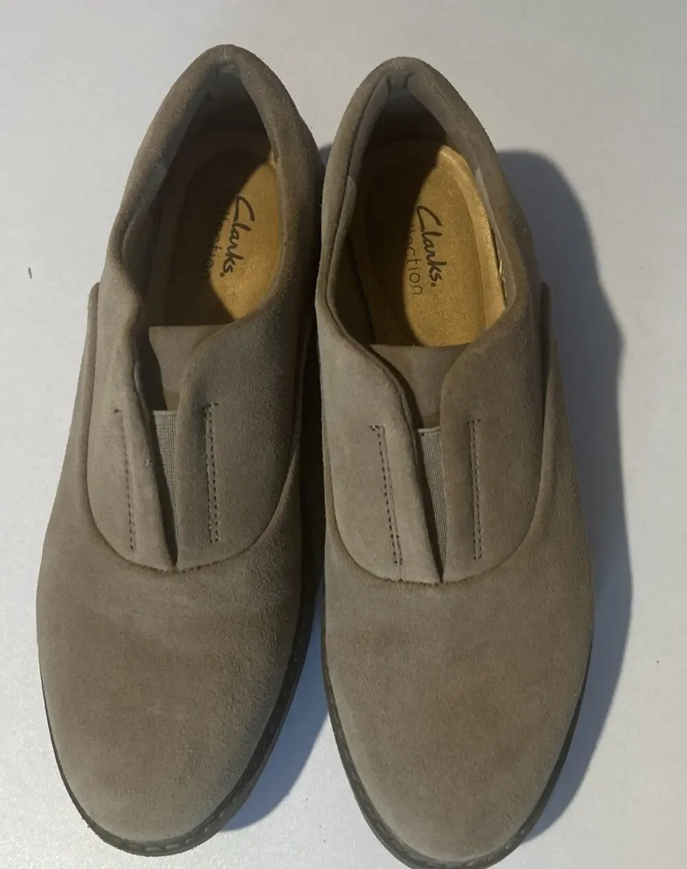 Clarks Airabell Sky Women’s 10M Taupe Nubuck Slip On Comfort Loafers